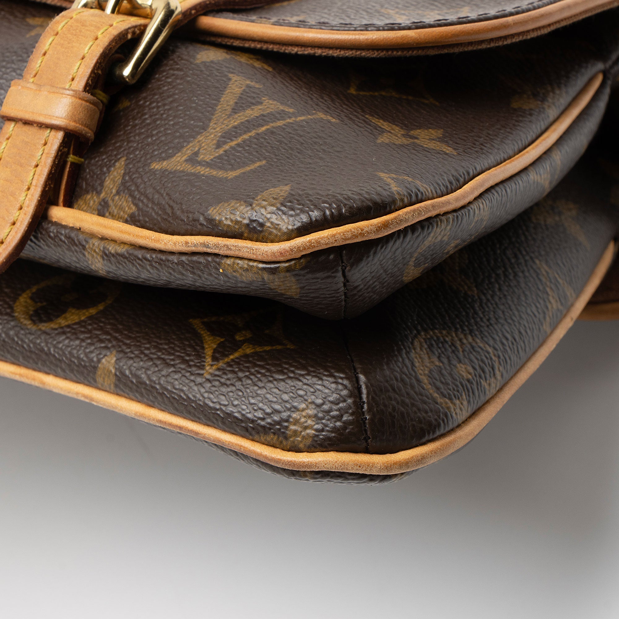 Louis Vuitton Vintage Monogram Canvas Marelle MM Shoulder Bag