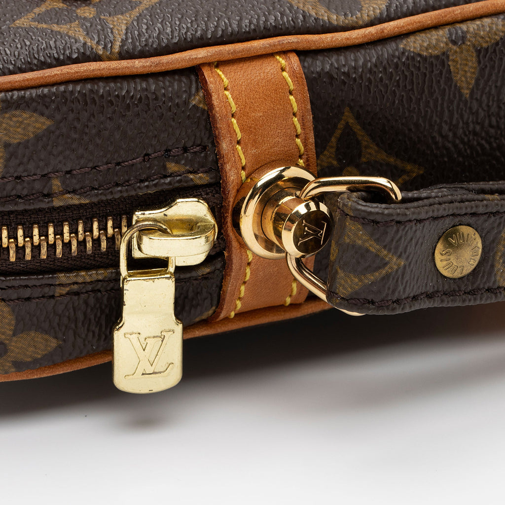 Louis Vuitton Vintage Monogram Canvas Marly Dragonne GM Clutch (SHF-5UeCtK)