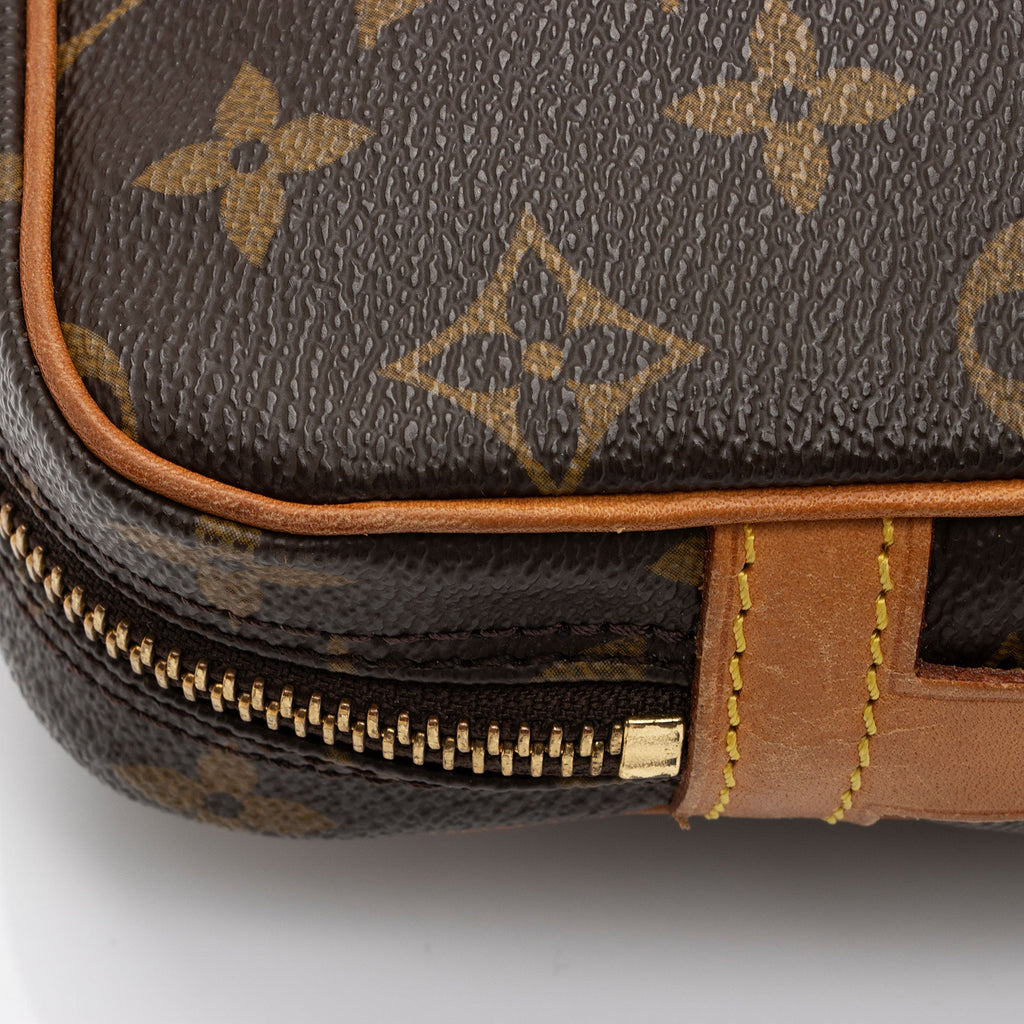 Louis Vuitton Vintage Monogram Canvas Marly Dragonne GM Clutch (SHF-5UeCtK)