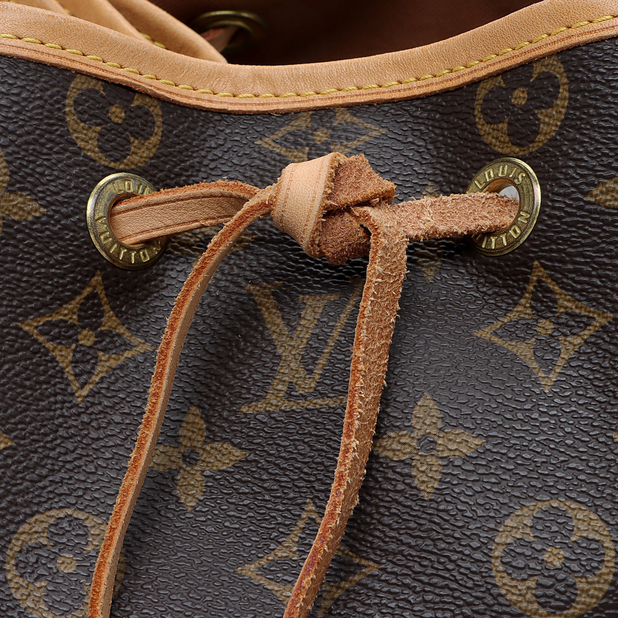 Louis Vuitton Vintage Monogram Canvas Montsouris GM Backpack - FINAL SALE (SHF-tBZjU1)