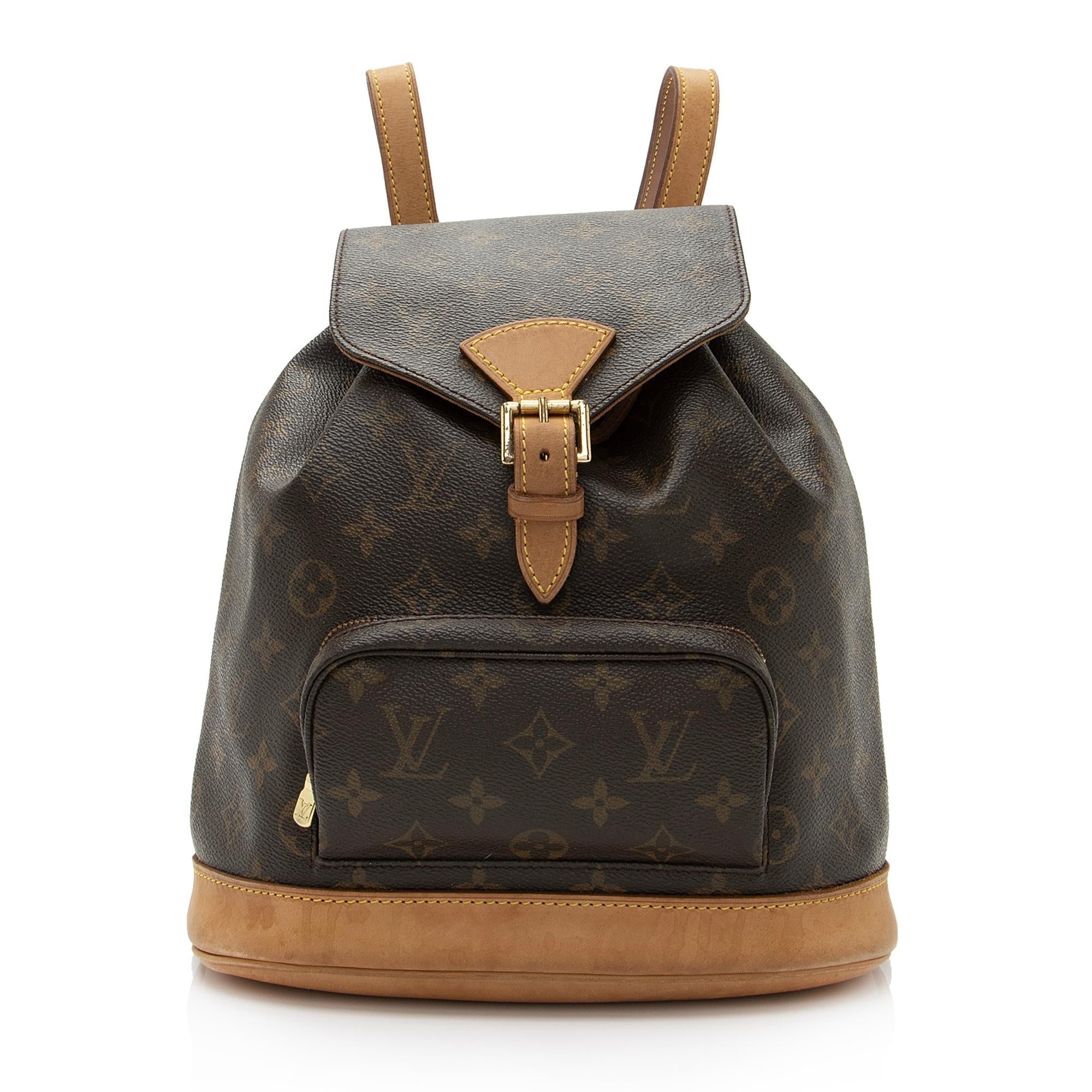 Louis Vuitton Vintage Monogram Canvas Montsouris MM Backpack (SHF-KhKN2W)