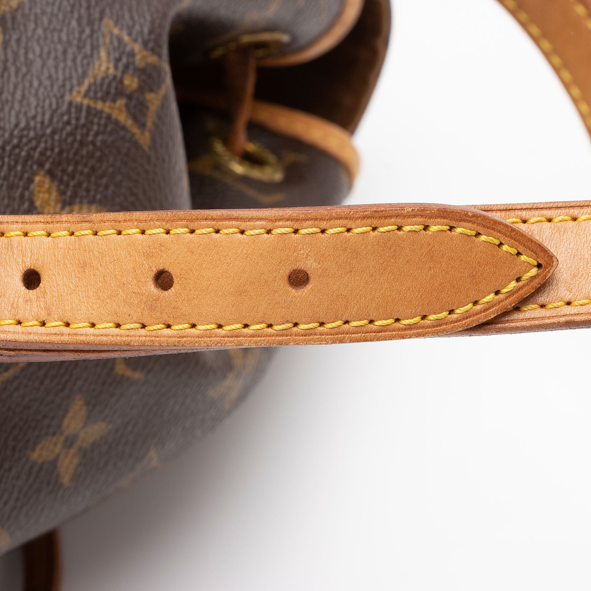 Louis Vuitton Vintage Monogram Canvas Montsouris MM Backpack (SHF-VG4QHQ)