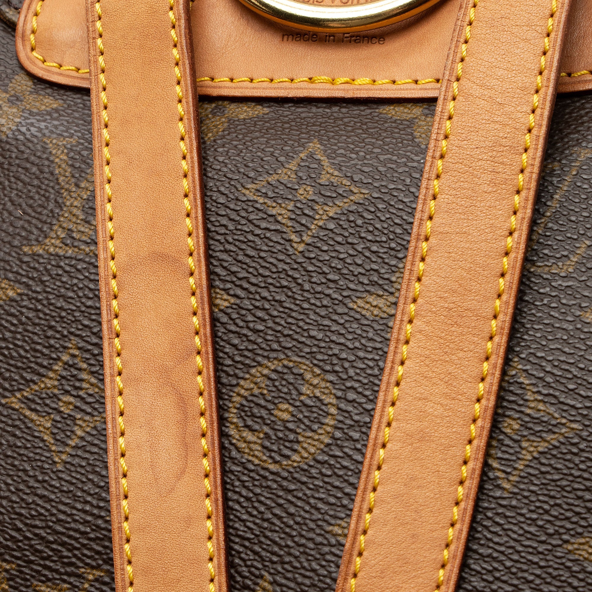 Louis Vuitton Vintage Monogram Canvas Montsouris MM Backpack (SHF-Kty1Tv)