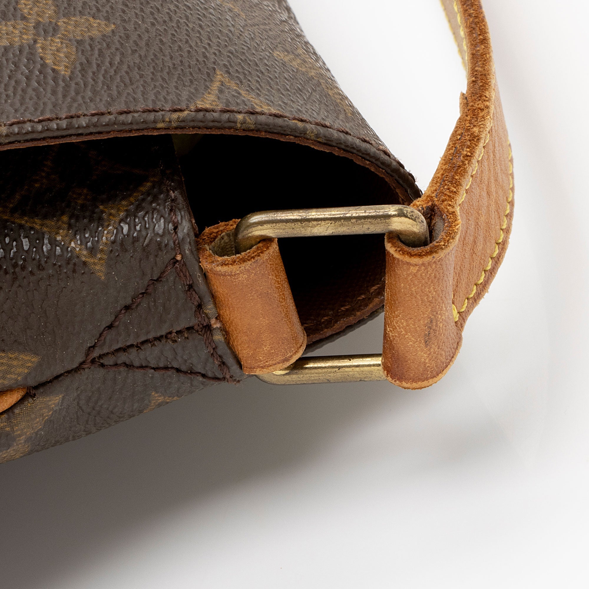 Louis Vuitton Vintage Monogram Canvas Musette Salsa GM Shoulder Bag (SHF-vuabKZ)