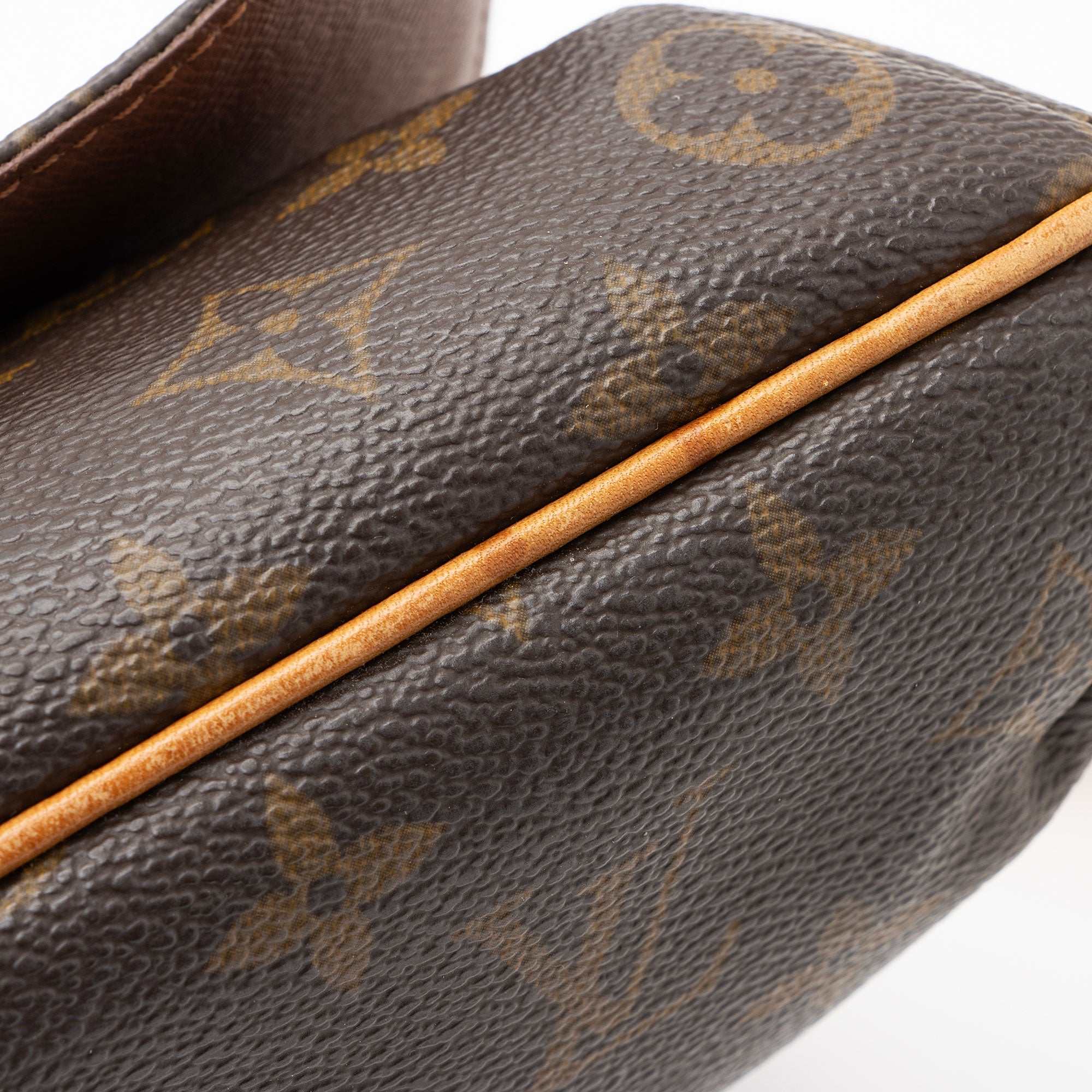 Louis Vuitton Vintage Monogram Canvas Musette Salsa Shoulder Bag - FINAL SALE (SHF-qrgIFF)