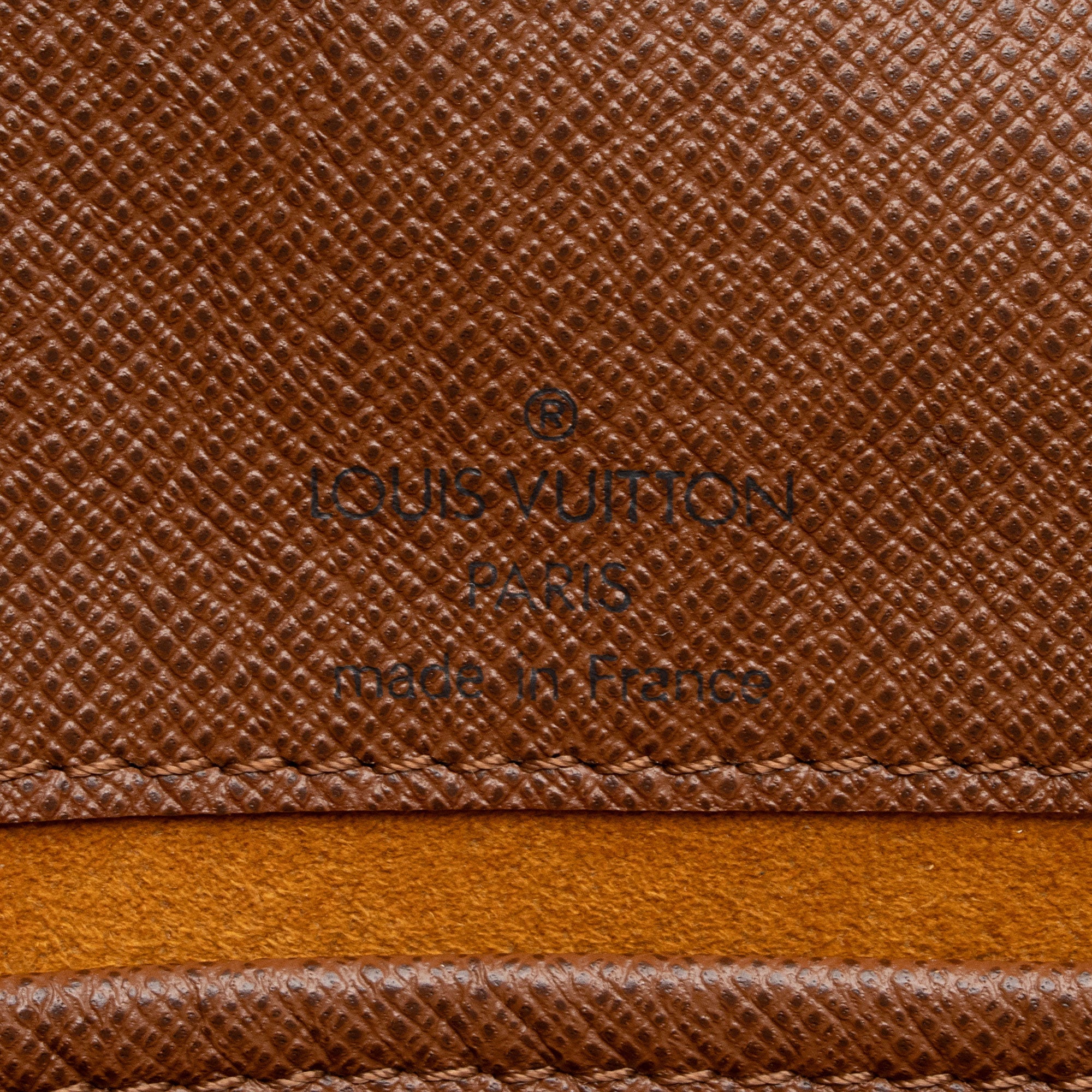 Louis Vuitton Vintage Monogram Canvas Musette Tango Shoulder Bag (SHF-FvRzD3)