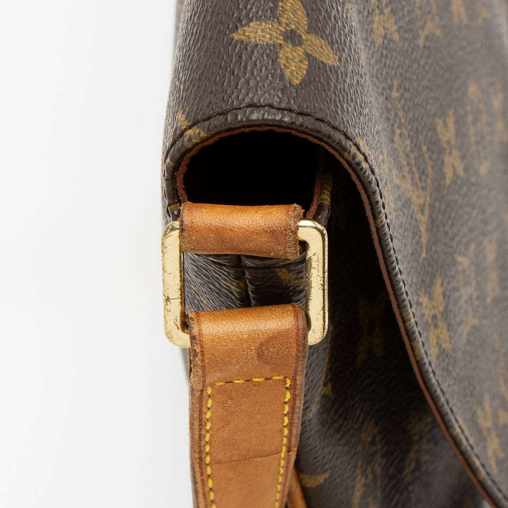 Louis Vuitton Vintage Monogram Canvas Musette Tango Shoulder Bag (SHF-1tVxAu)