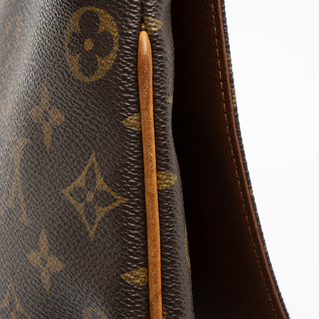 Louis Vuitton Vintage Monogram Canvas Musette Tango Shoulder Bag (SHF-1tVxAu)