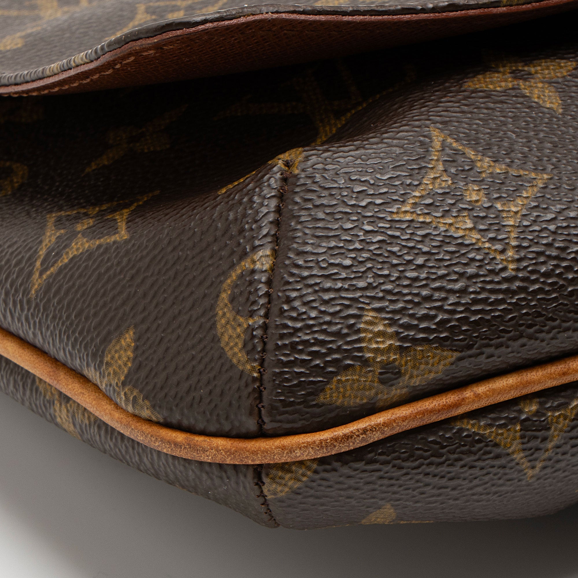 Louis Vuitton Vintage Monogram Canvas Musette Tango Shoulder Bag (SHF-1tVxAu)