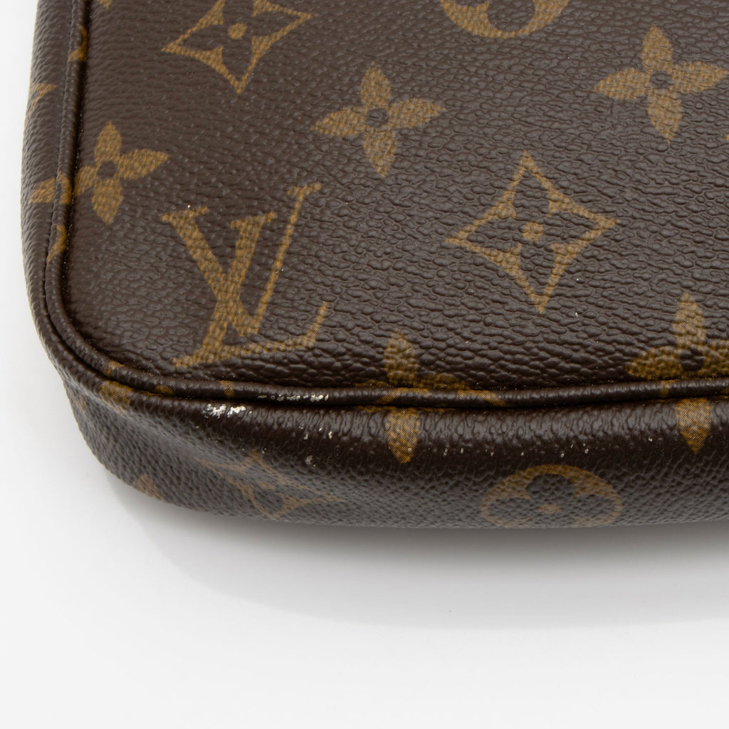 Louis Vuitton Vintage Monogram Canvas Pochette Accessoires (SHF-xkxIGA)