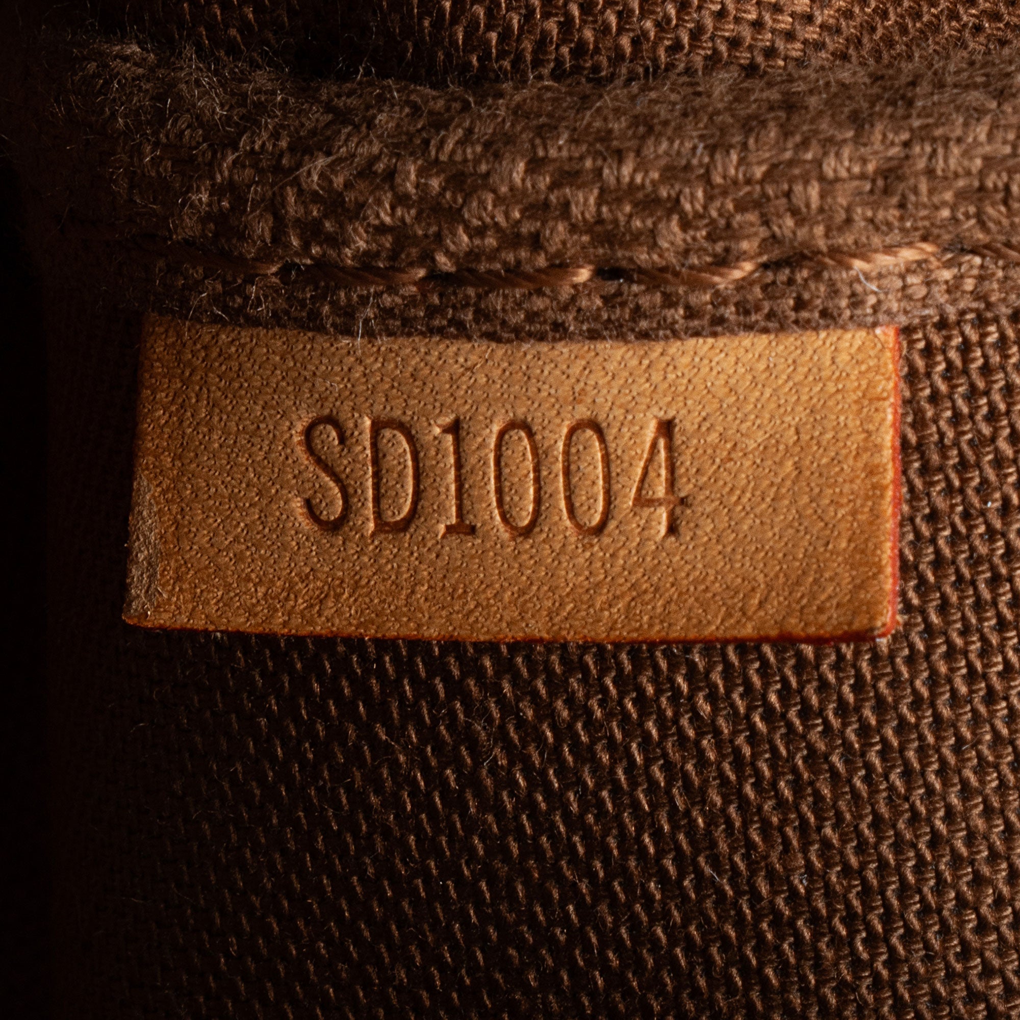 Louis Vuitton Vintage Monogram Canvas Pochette Accessoires