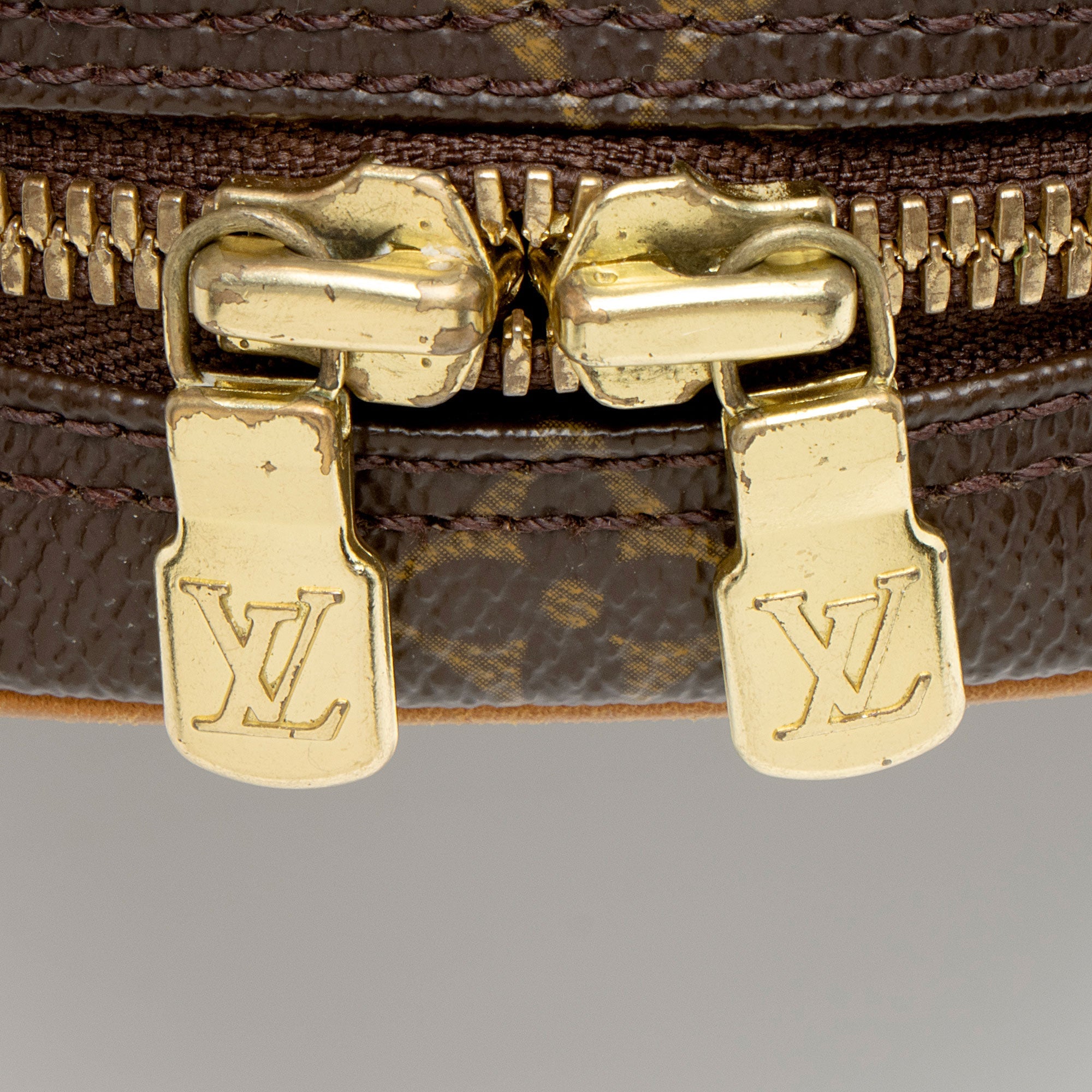 Louis Vuitton Vintage Monogram Canvas Pochette Gange Sling Bag