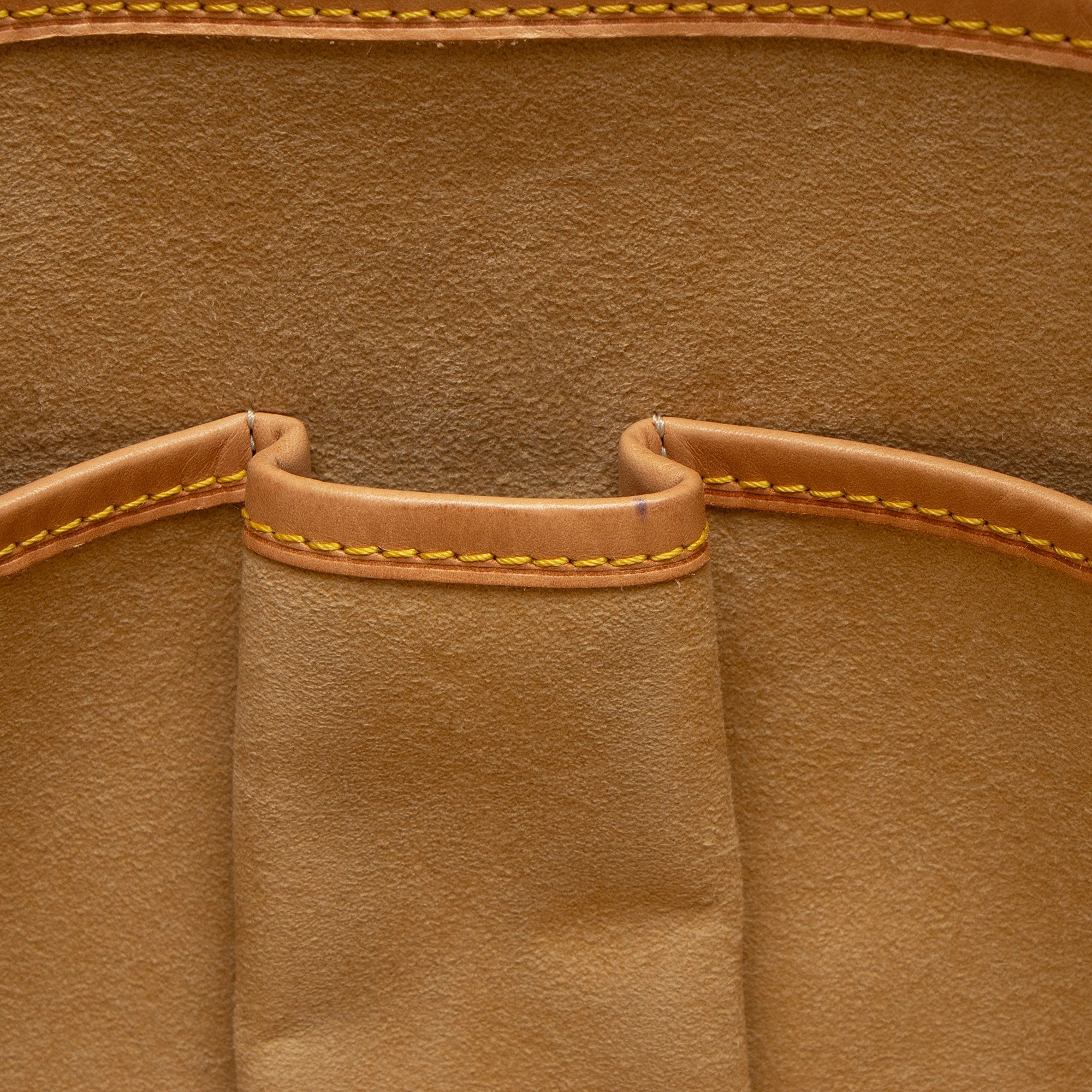 Louis Vuitton Vintage Monogram Canvas Rivoli Briefcase (SHF-KiNOlo)