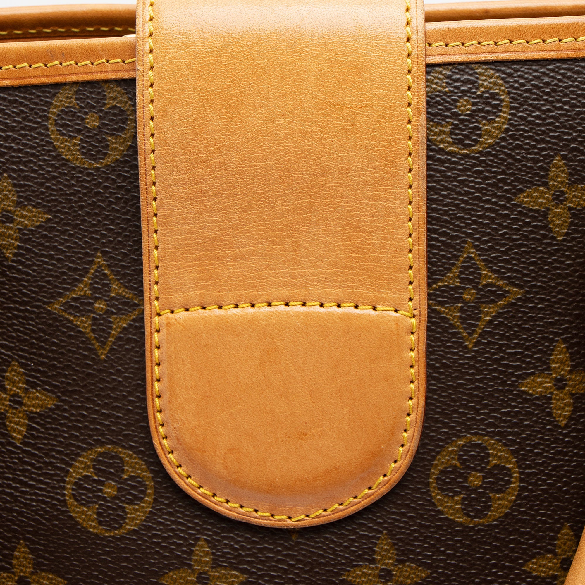 Louis Vuitton Vintage Monogram Canvas Rivoli Briefcase (SHF-KiNOlo)