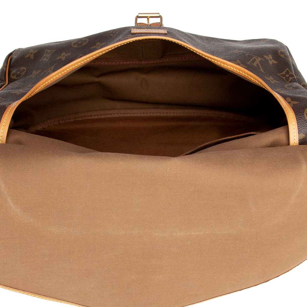 Louis Vuitton Vintage Monogram Canvas Saumur 35 Messenger Bag (SHF-22921)