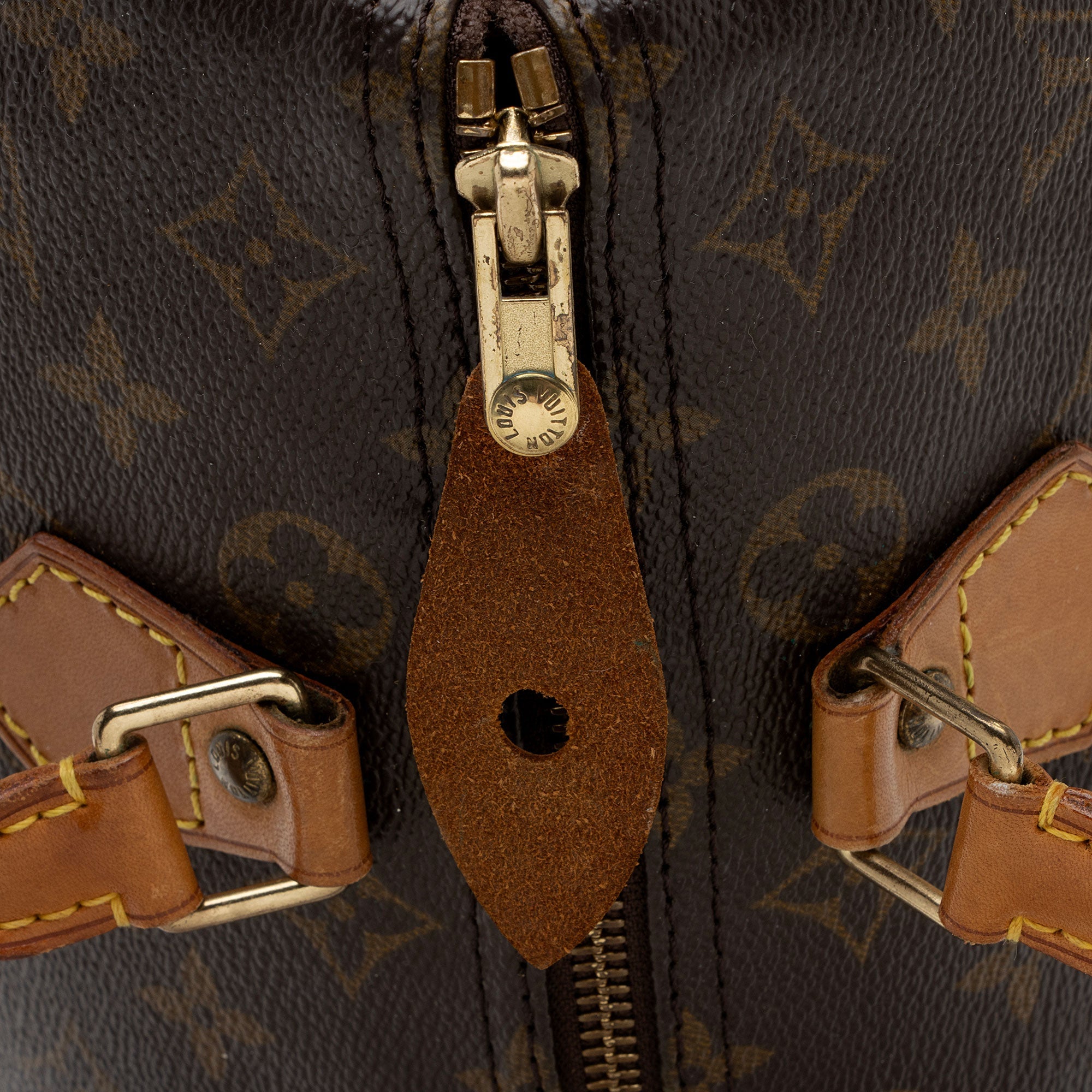 Louis Vuitton Vintage Monogram Canvas Speedy 30 Satchel (SHF-KJo9AE)