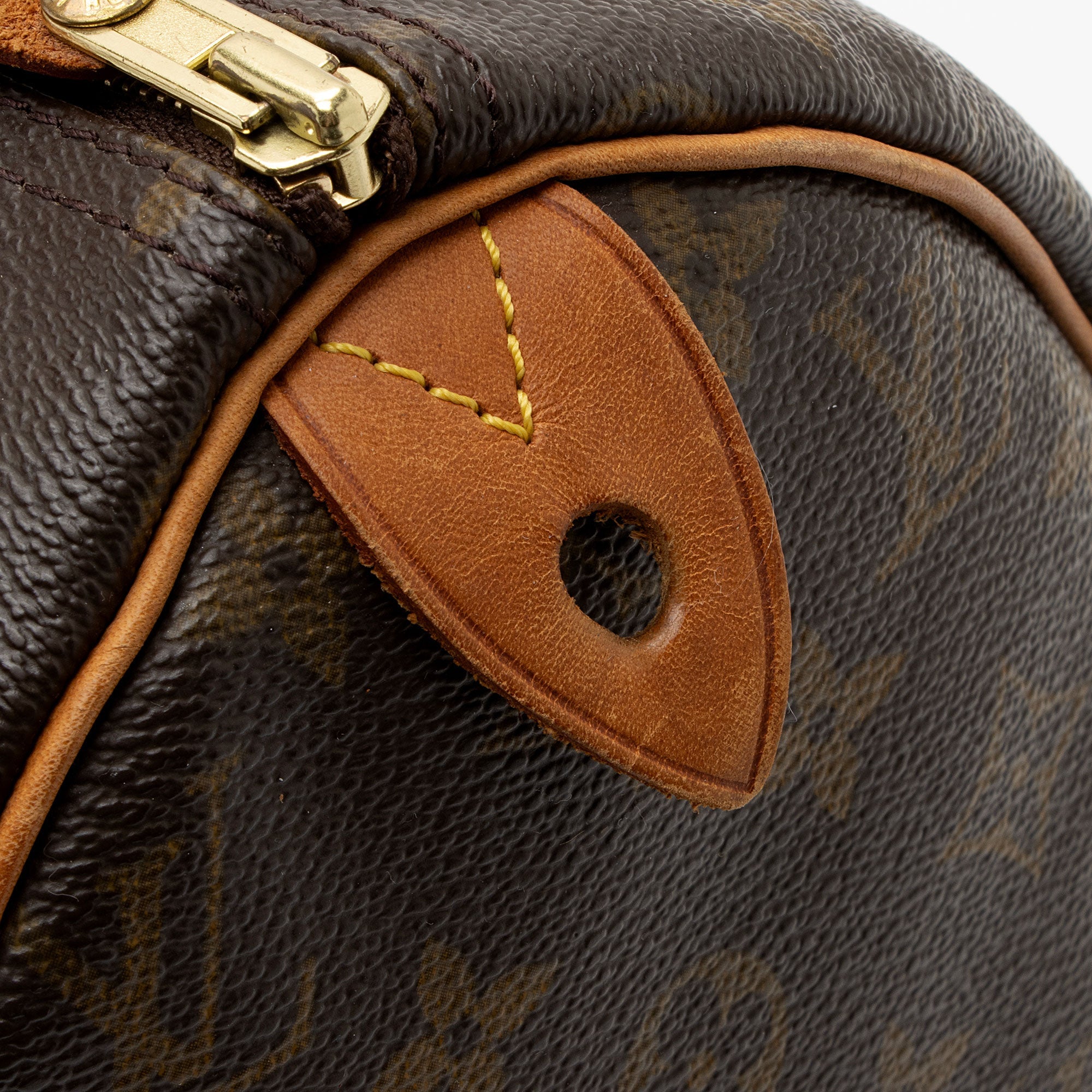 Louis Vuitton Vintage Monogram Canvas Speedy 30 Satchel (SHF-2mH6P9)