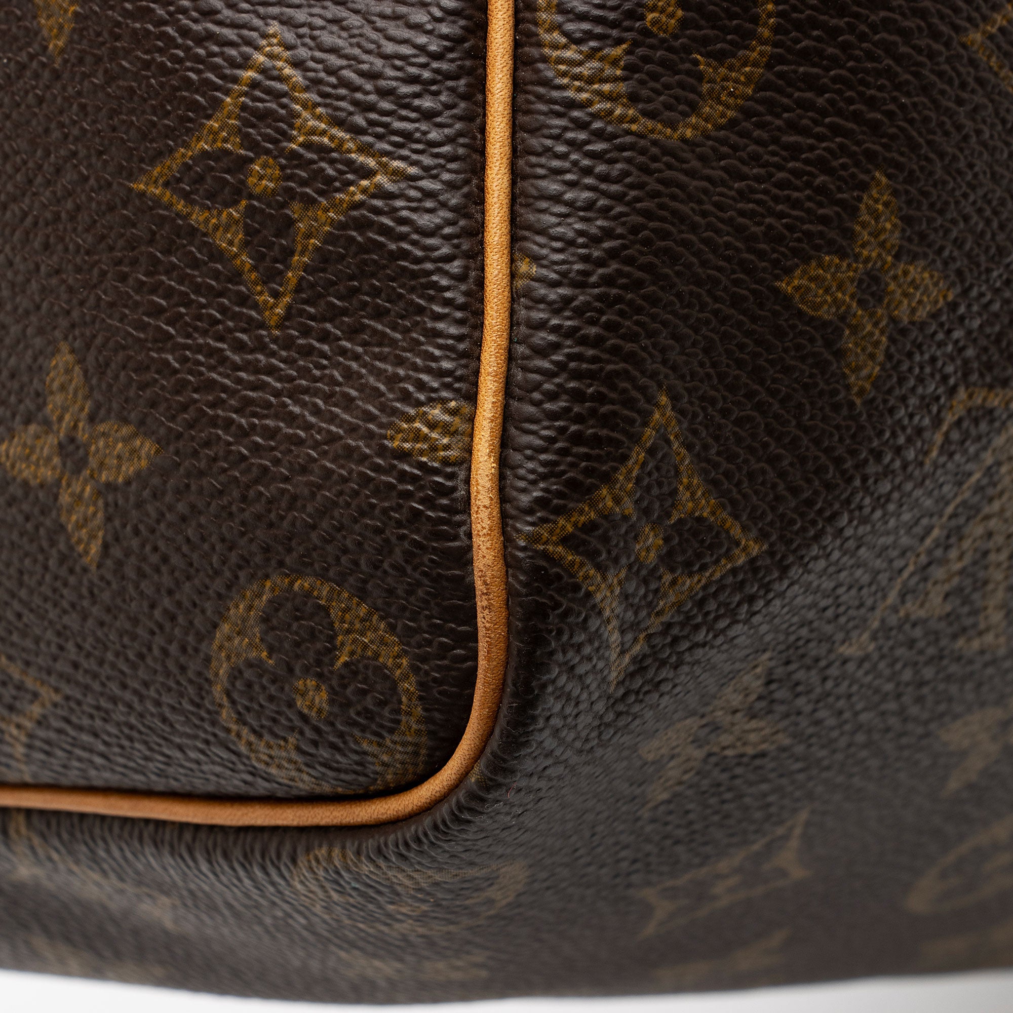 Louis Vuitton Vintage Monogram Canvas Speedy 40 Satchel (SHF-x3wid7)
