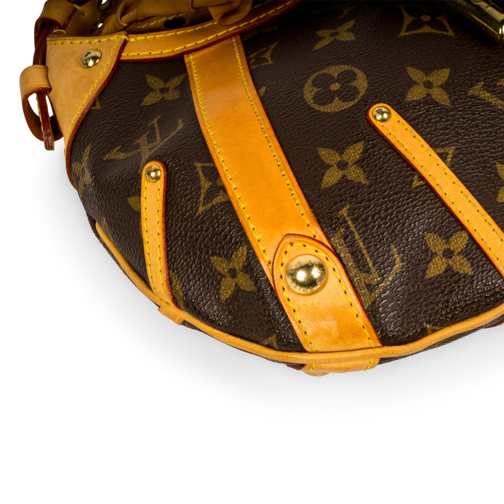 Louis Vuitton Vintage Shoulder Bag - Monogram Canvas