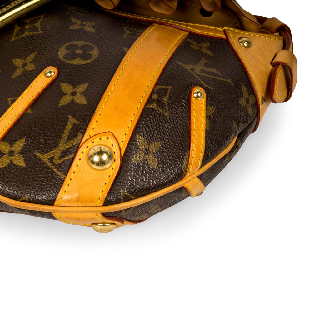 Louis Vuitton Vintage Shoulder Bag - Monogram Canvas