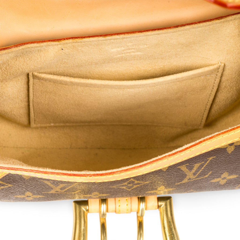 Louis Vuitton Vintage Shoulder Bag - Monogram Canvas