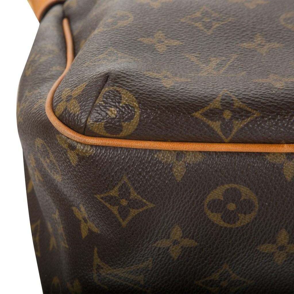 Louis Vuitton Vintage Shoulder Bag - Monogram Canvas