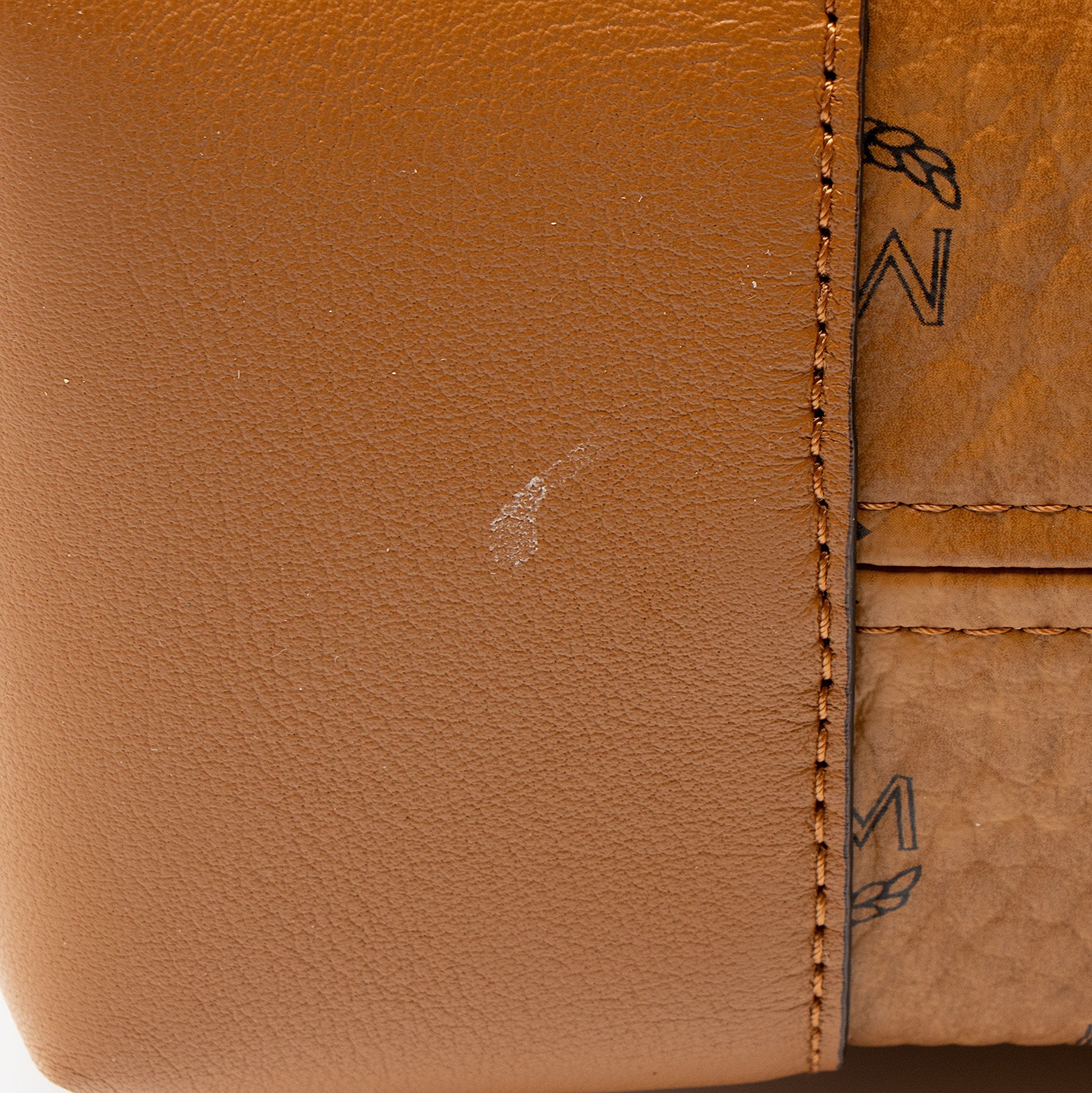 MCM Visetos Klara Medium Hobo
