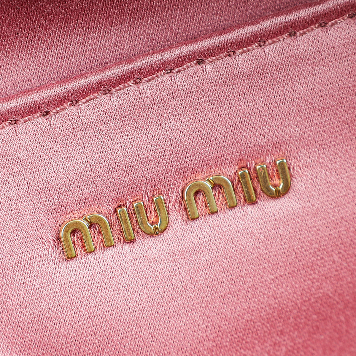 Miu Miu Pink Softy Logo Embossed Chain Shoulder Bag