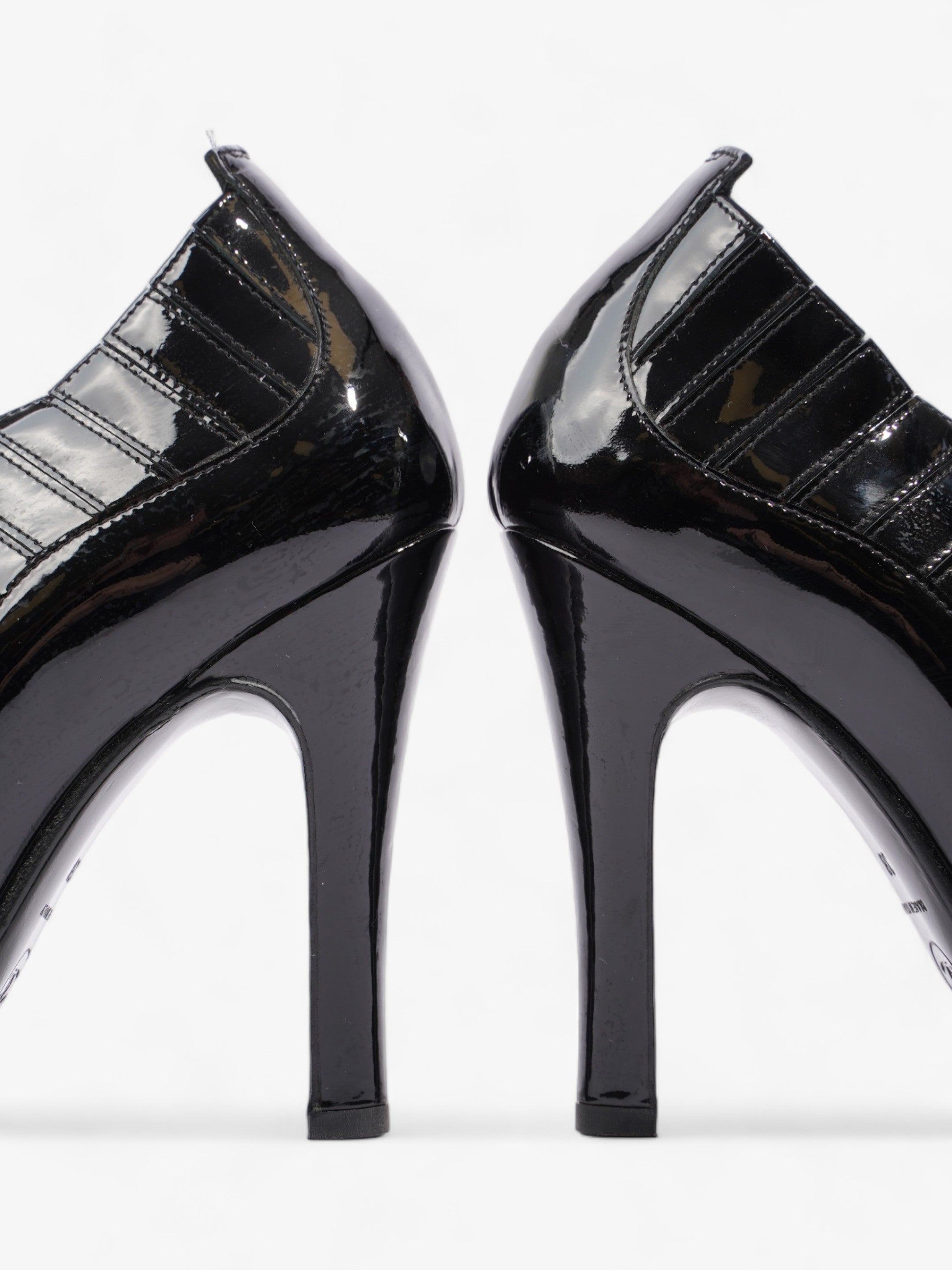 Chanel Patent Leather Ankle Boots 100 Black Patent Leather EU 38 UK 5