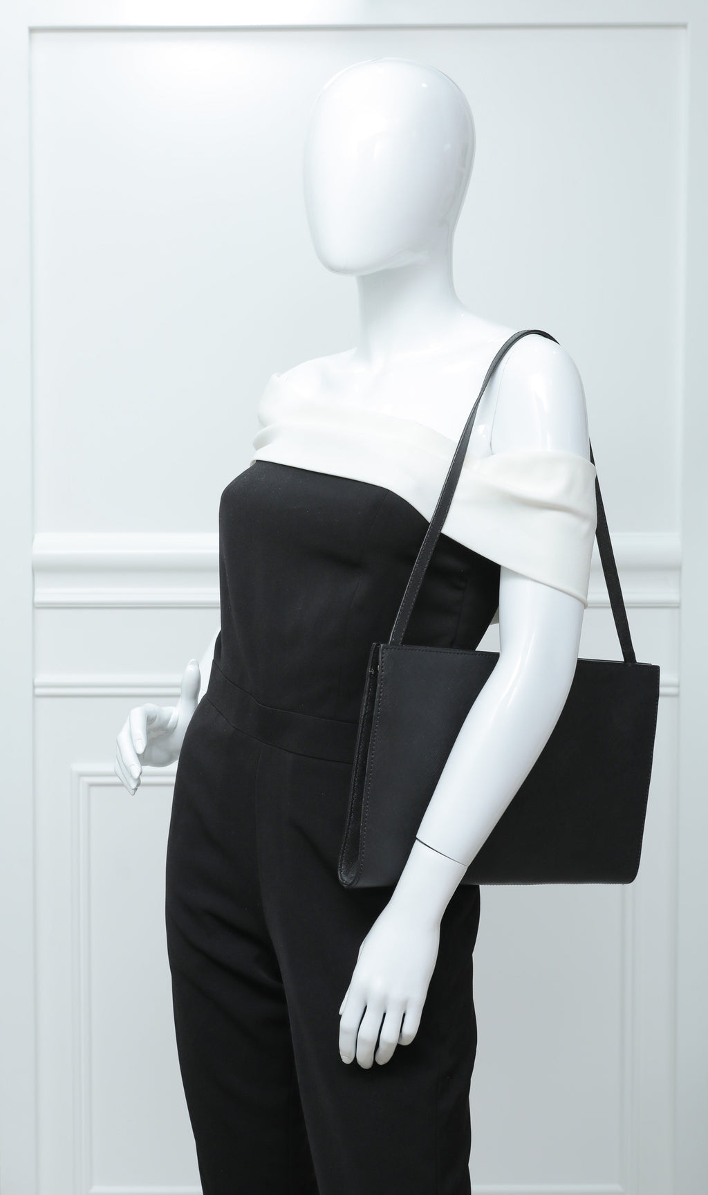Michael Kors Black Tilda Crossbody Clutch