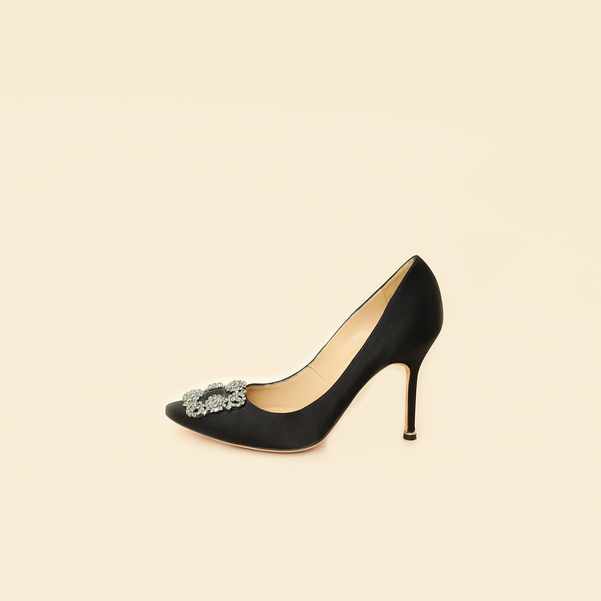 Manolo Blahnik Black Satin Hangisi Pump 37.5