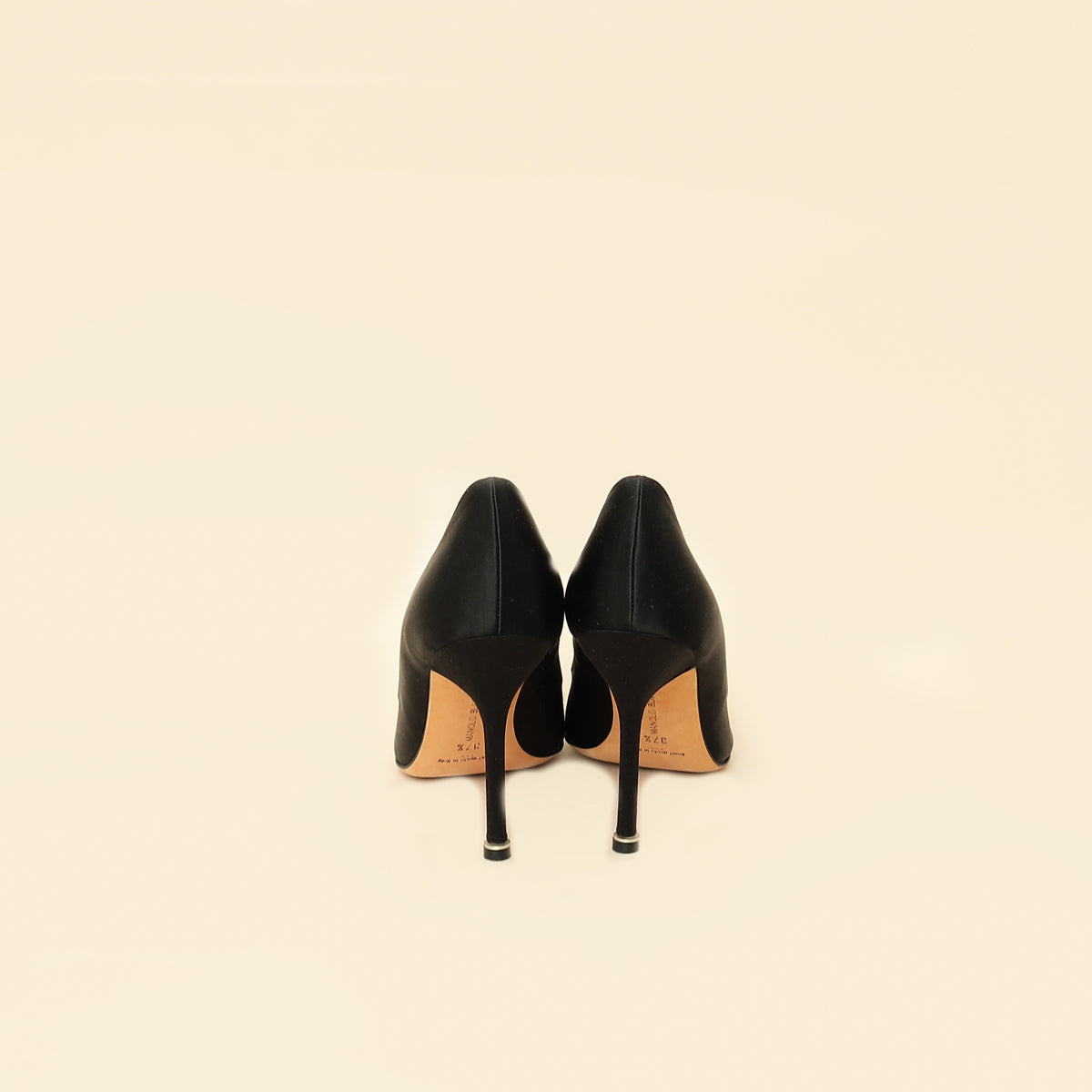 Manolo Blahnik Black Satin Hangisi Pump 37.5