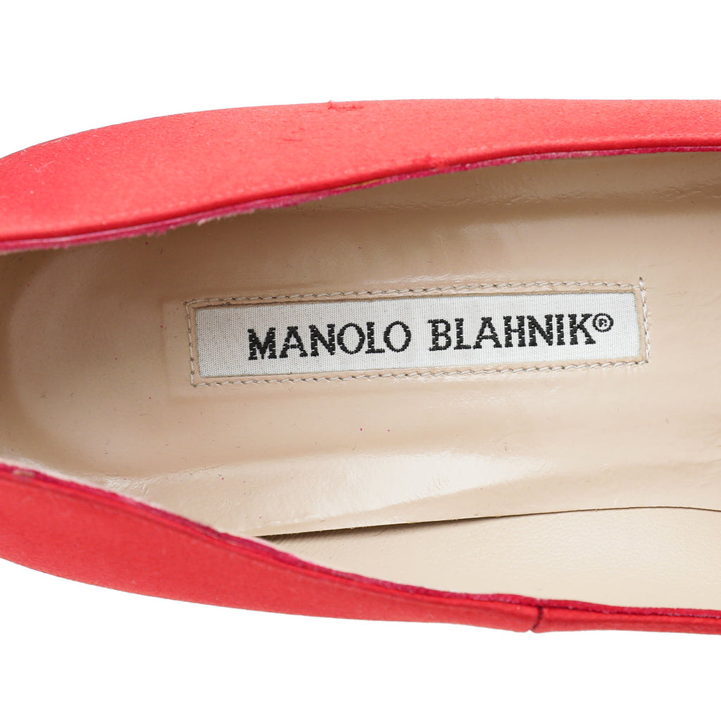 Manolo Blahnik Red Satin Hangisi Pumps 39