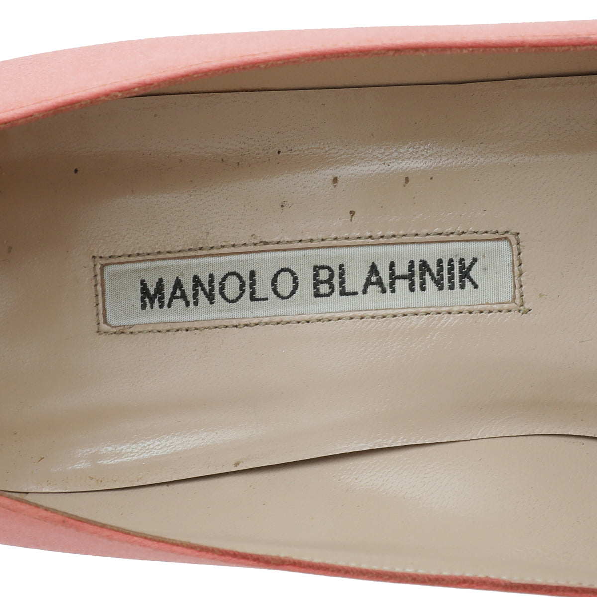 Manolo Blahnik Peach Satin Hangisi Pump 38