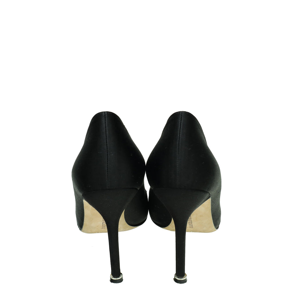 Manolo Blahnik Black Satin Hangisi Pump 37
