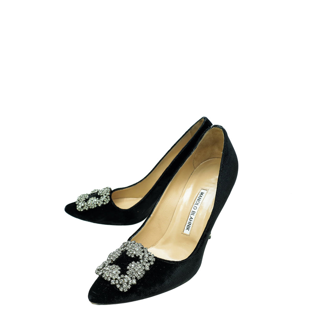 Manolo Blahnik Black Velvet Hangisi Pump 37