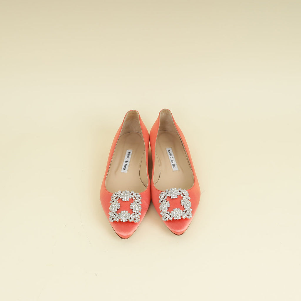 Manolo Blahnik Peach Hangisi Crystal Ballerina Flat 38