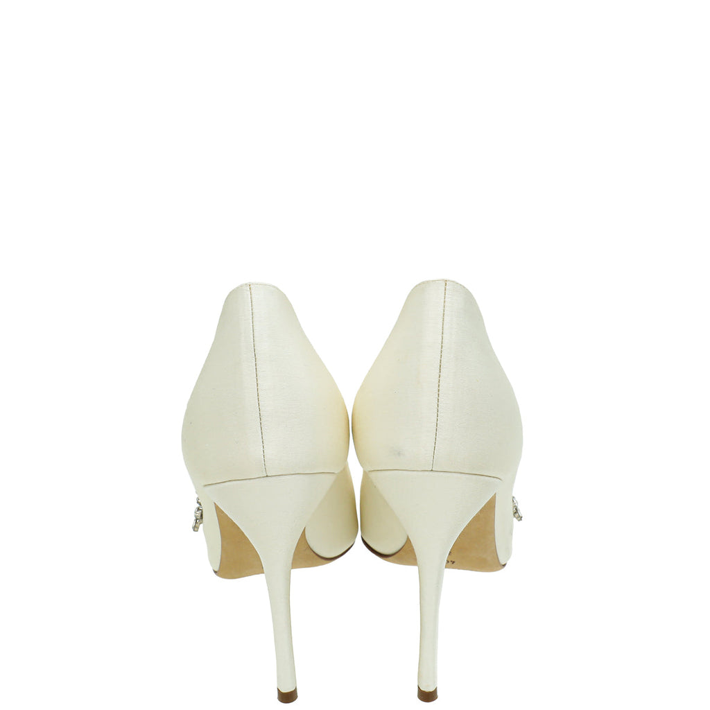 Manolo Blahnik Ivory Satin Shufti Pumps 41