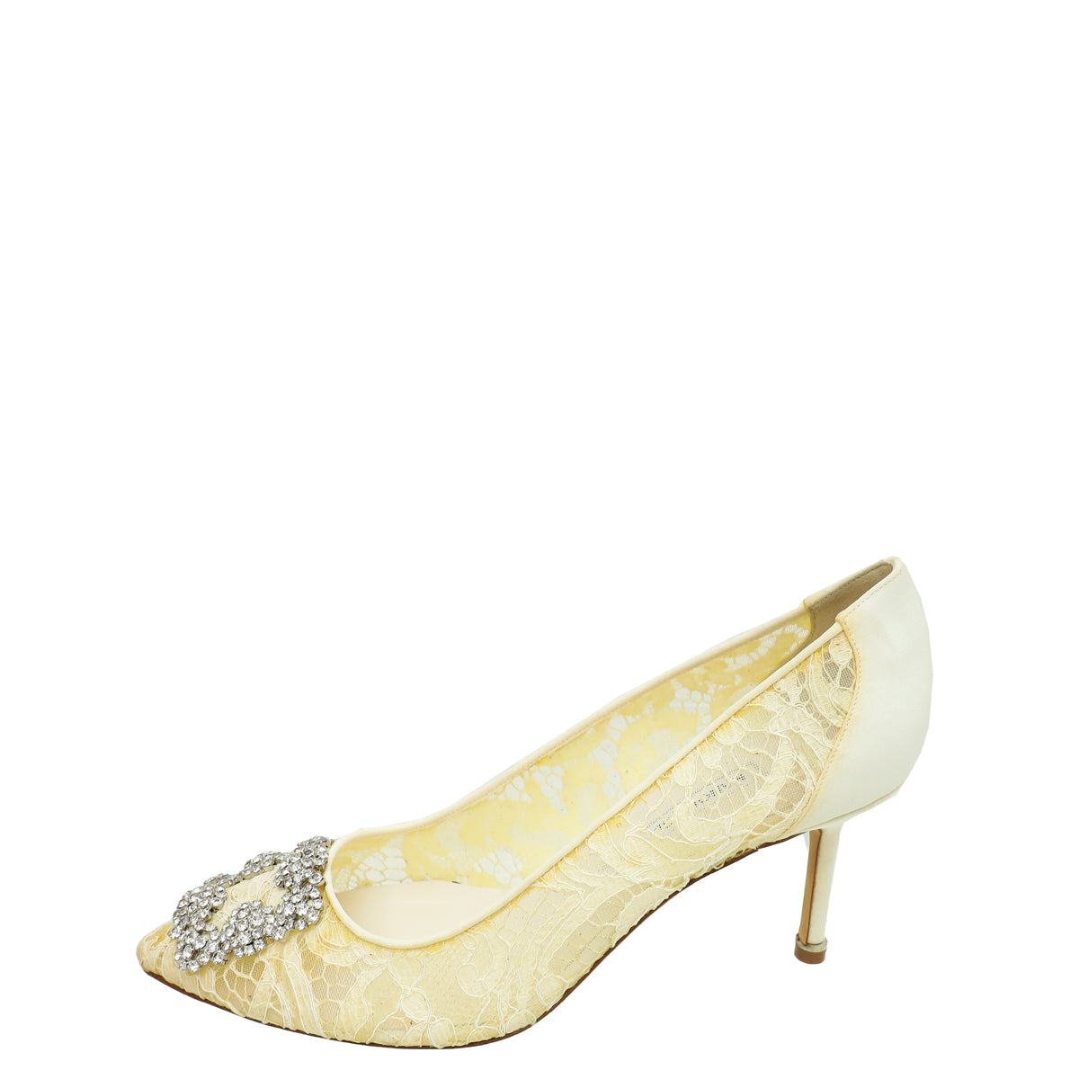 Manolo Blahnik Ecru White Hangisi Lace Embellished Pump 39