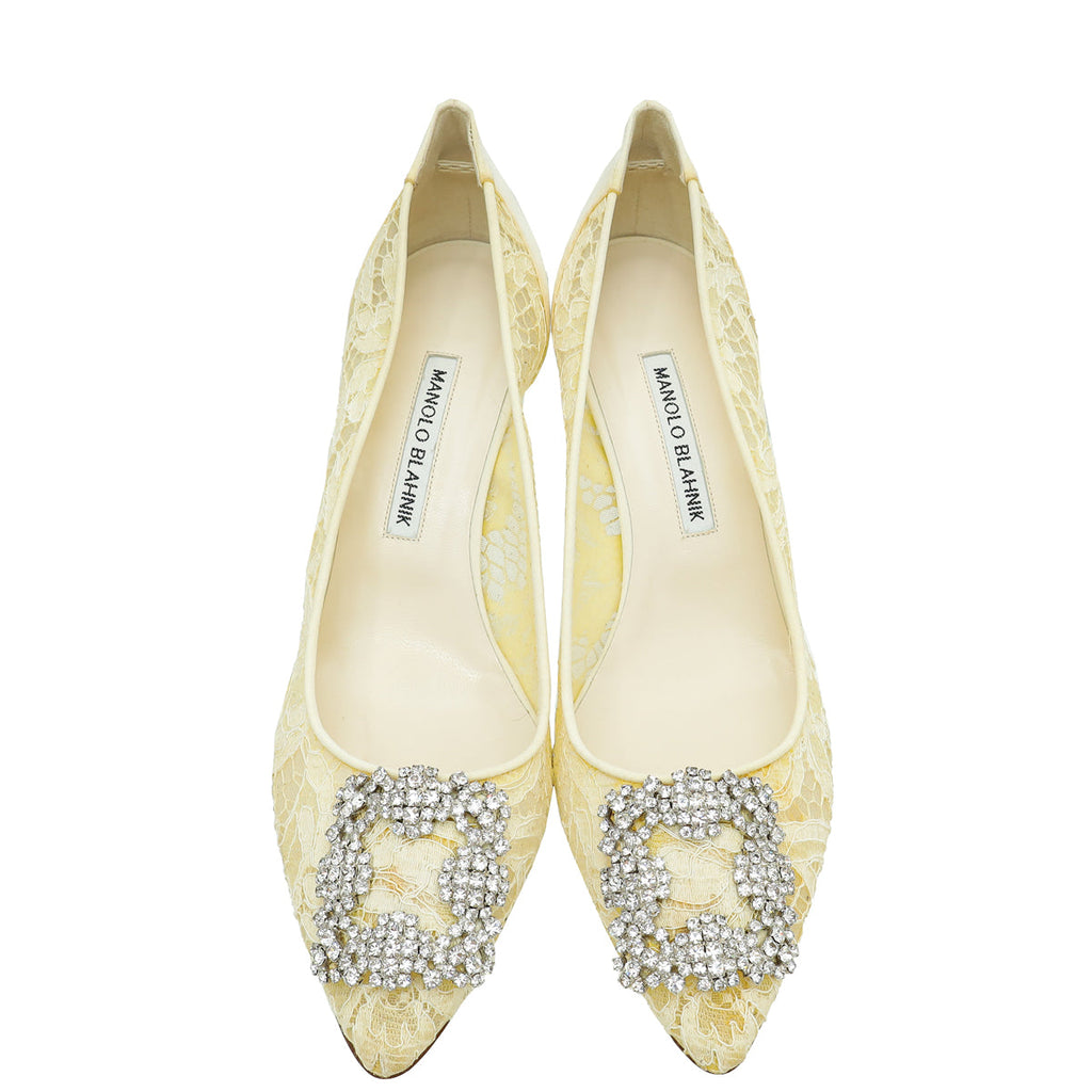 Manolo Blahnik Ecru White Hangisi Lace Embellished Pump 39