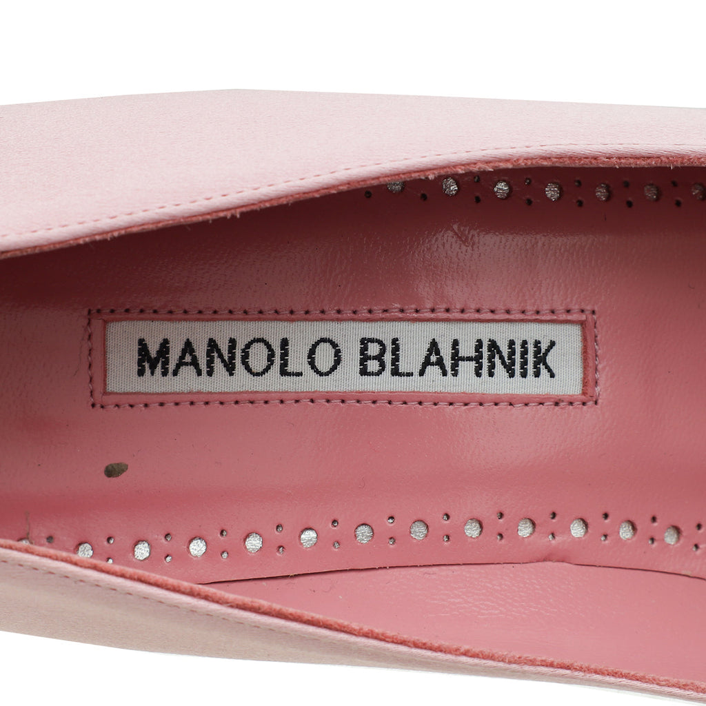 Manolo Blahnik Light Pink Hangisi Satin Pump 37