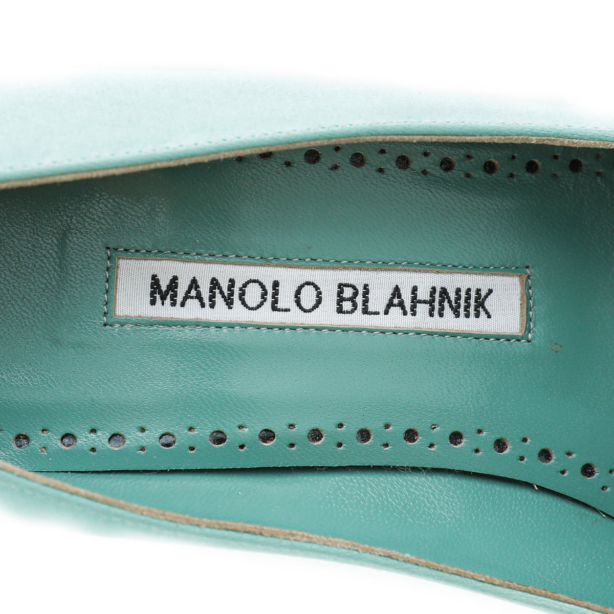 Manolo Blahnik Bicolor Gerontiushi Pump 37