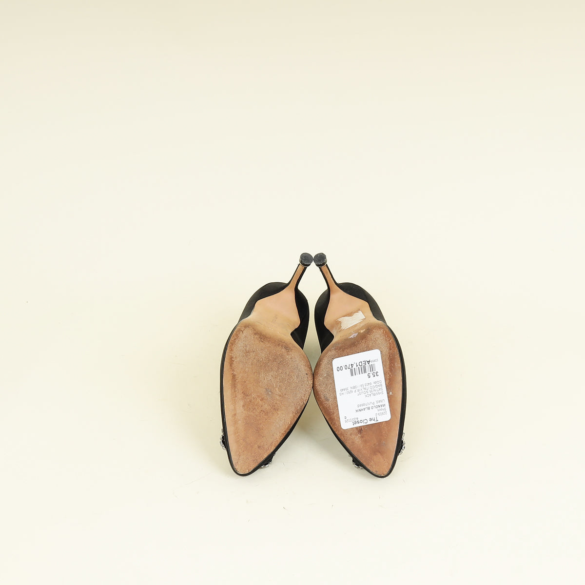 Manolo Blahnik Black Satin Hangisi Pump 35.5