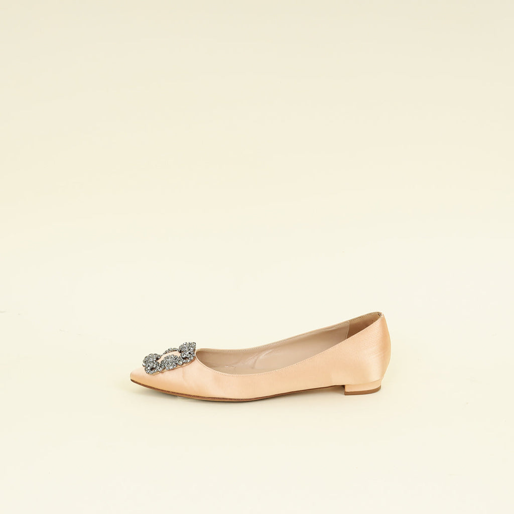 Manolo Blahnik Beige Hangisi Satin Ballerina Flats 36