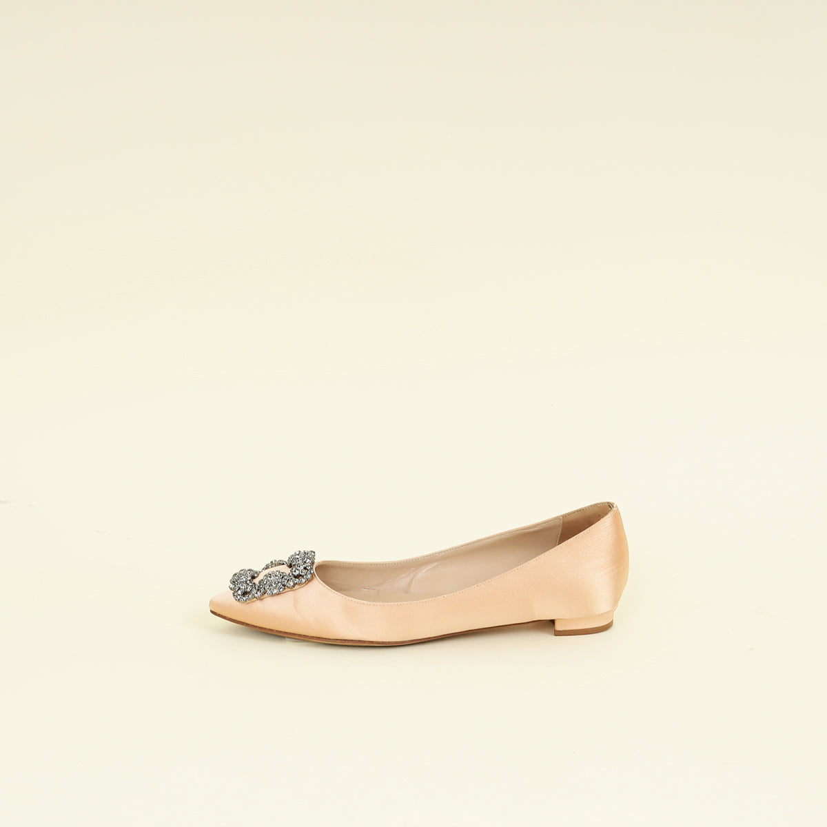 Manolo Blahnik Beige Hangisi Satin Ballerina Flats 36