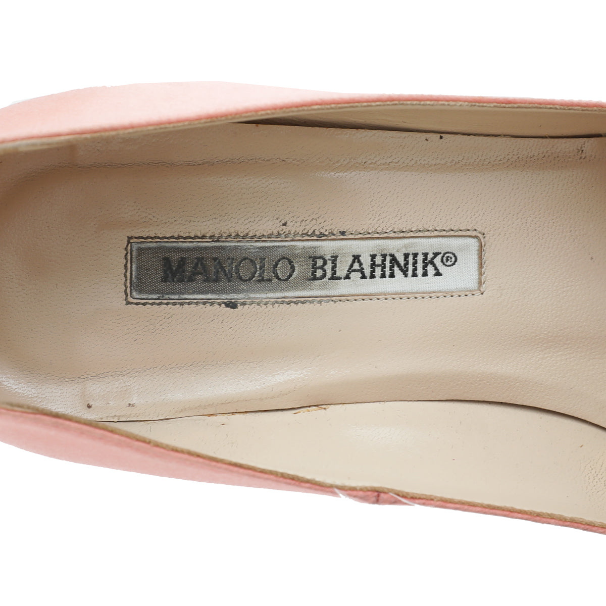 Manolo Blahnik Coral Satin Hangisi Pumps 37