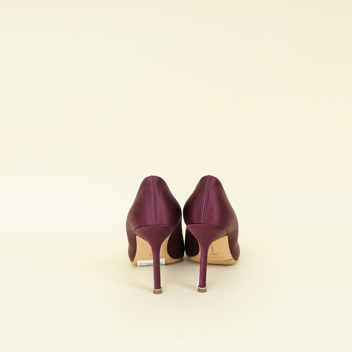 Manolo Blahnik Purple Hangisi Satin Pump 38.5