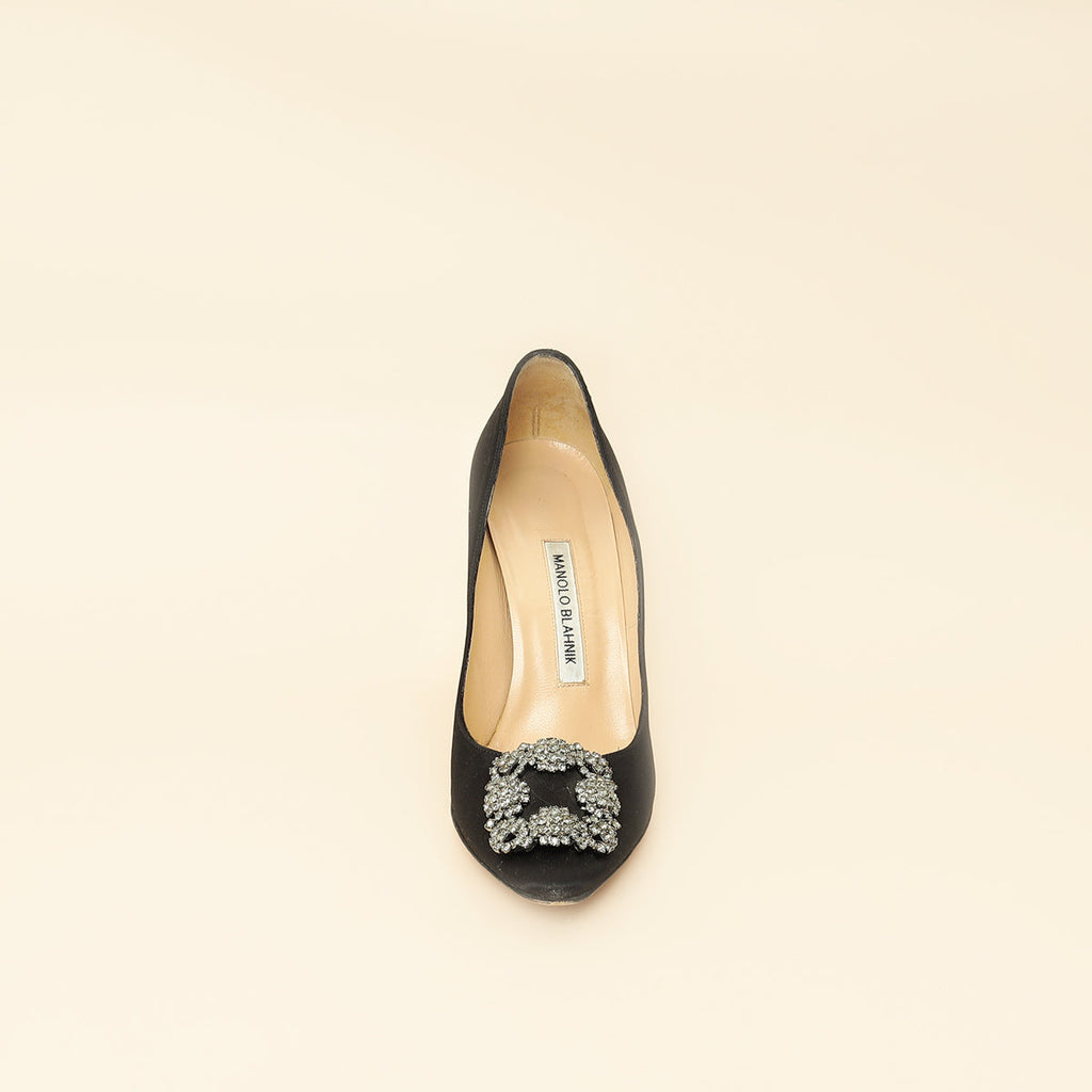 Manolo Blahnik Black Satin Hangisi Pump 38