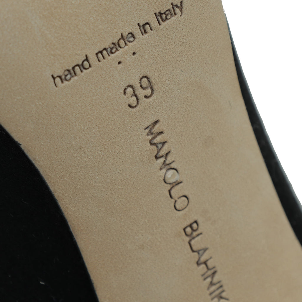 Manolo BlahniK Black Satin Hangisi Crystal Pump 39