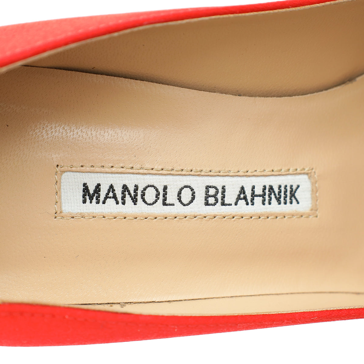Manolo Blahnik Red Hangisi Pump 36